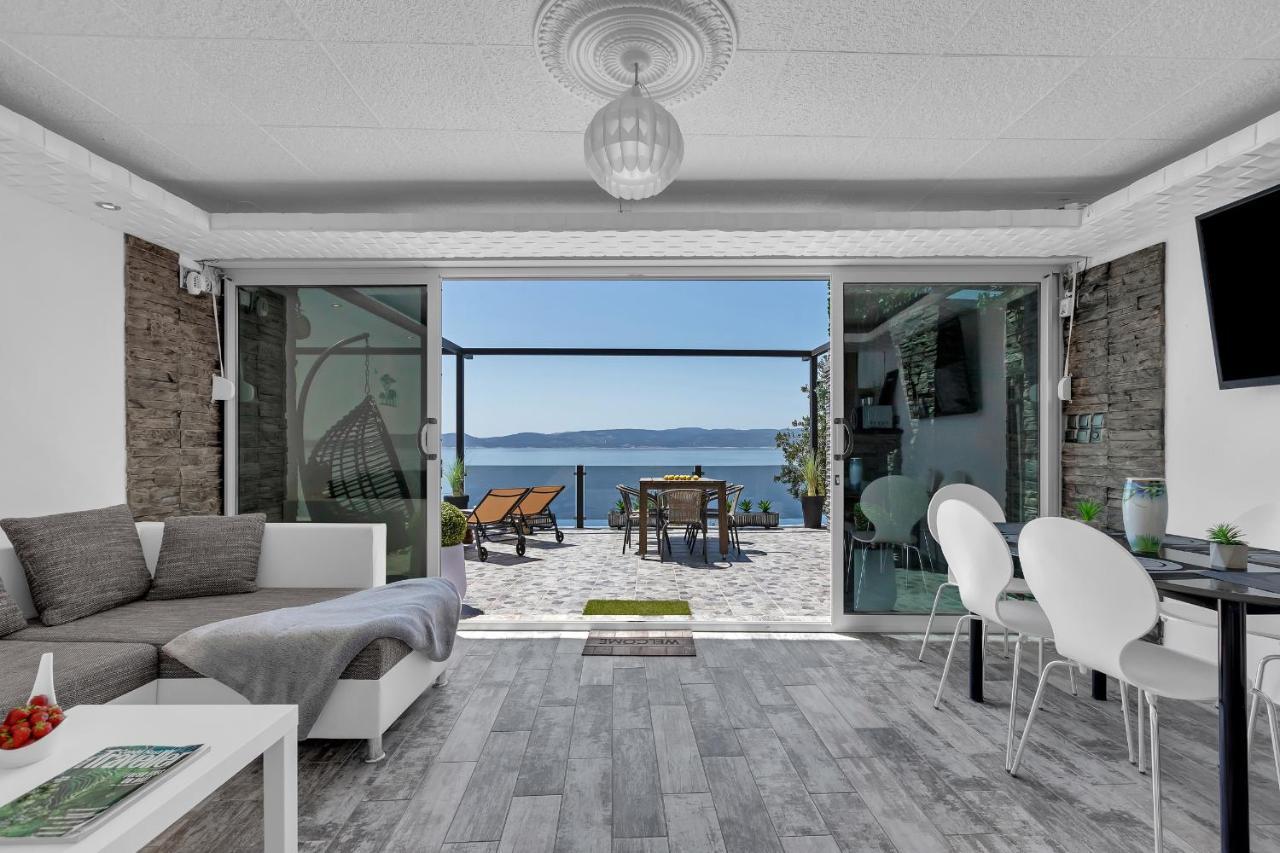 Villa Iva Писак Екстериор снимка