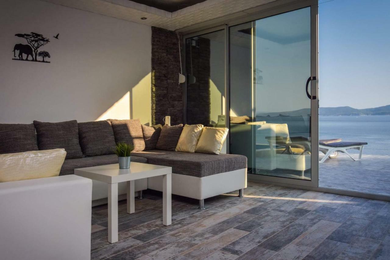 Villa Iva Писак Екстериор снимка